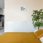 Cozy Modern Astoria Magic Orange Old Town