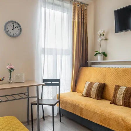 Cozy modern Apartment ASTORIA MAGIC ORANGE OLD TOWN *