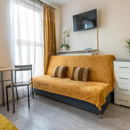 Apartment Cozy Modern Astoria Magic Orange Old Town *