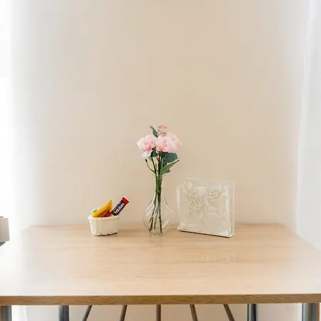 Cozy Modern Astoria Magic Orange Old Town Apartment Krakau