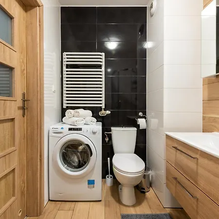 Cozy Modern Astoria Magic Orange Old Town Krakau