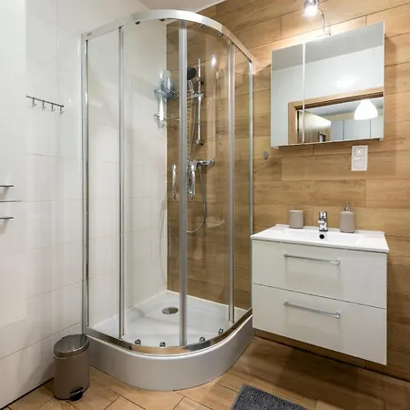 Cozy Modern Astoria Magic Orange Old Town Apartman *