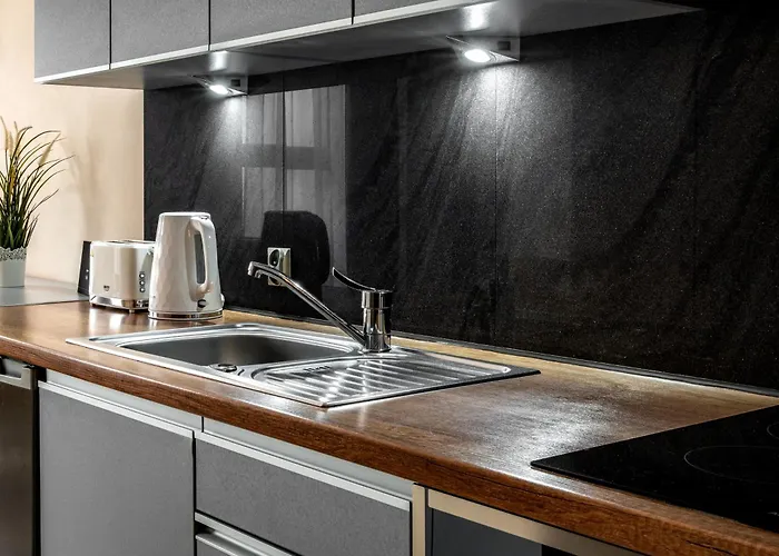 Cozy Modern Astoria Magic Orange Old Town *