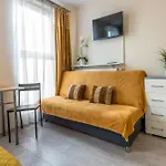 Apartment Cozy Modern Astoria Magic Orange Old Town *